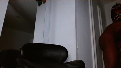 kiing_black public webcam profile photo 8
