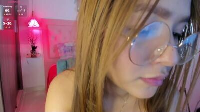 kimmy__99 public webcam profile photo 3