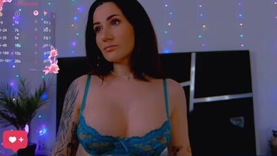 kimskye public webcam profile photo 3