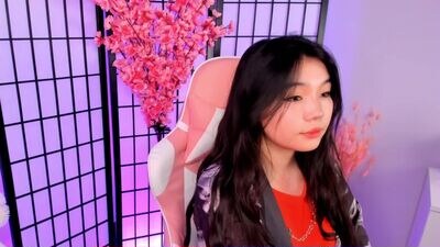 kimteika public webcam profile photo 2