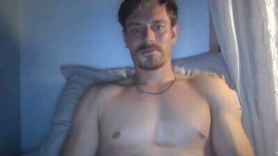 kingharold92 public webcam profile photo 10