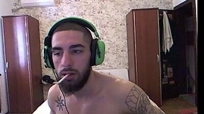 kingkarlos_ public webcam profile photo 2