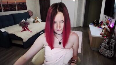 kira_baker public webcam profile photo 9