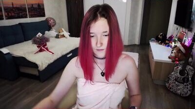 kira_baker public webcam profile photo 10