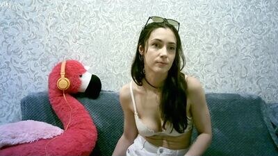 kira_flamingo public webcam profile photo 4