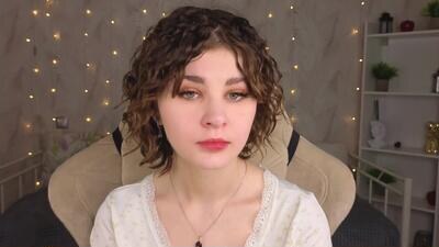 kira_fluffy public webcam profile photo 2