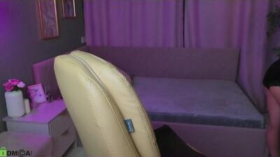 kira_miragee public webcam profile photo 5