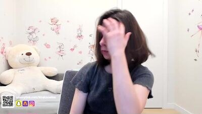 kiraknowles public webcam profile photo 3
