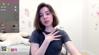 kiraknowles public webcam profile photo 7