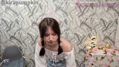 kirapumpkin public webcam profile photo 7