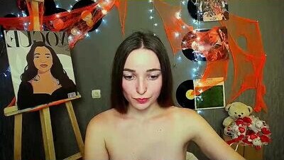 kiss_shy public webcam profile photo 5