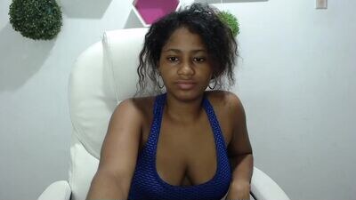 kiss_violet public webcam profile photo 4