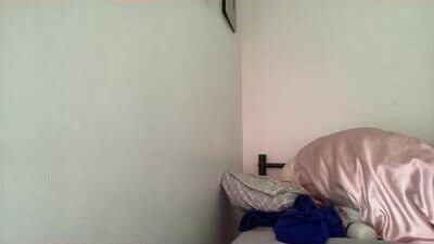 kissandcurrency public webcam profile photo 7