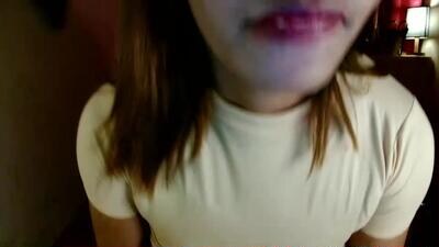 kisses_asian143 public webcam profile photo 3
