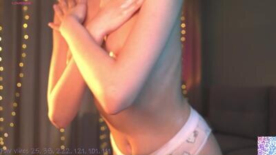 kissmesloww public webcam profile photo 3