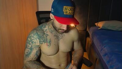 kite__ public webcam profile photo 2