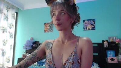 kitsunearineko public webcam profile photo 2