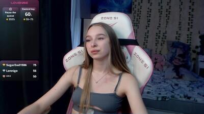 kitsuneyx public webcam profile photo 2