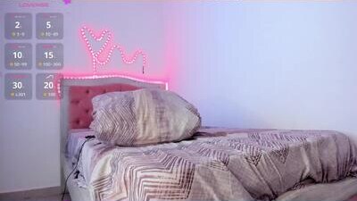 kittendanna_ public webcam profile photo 6
