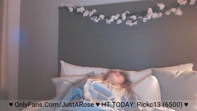 kittie public webcam profile photo 4