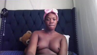 kitty_kerry public webcam profile photo 8