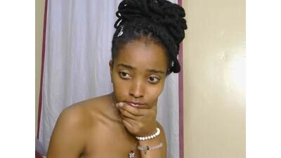kitty_piee public webcam profile photo 3