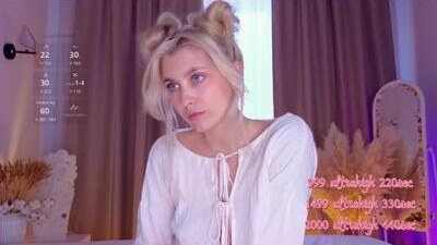 kittybay_ public webcam profile photo 6