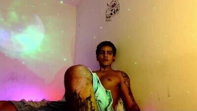 kizamee_ public webcam profile photo 4