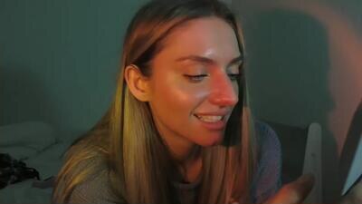kmb25 public webcam profile photo 4