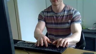 kneepadss public webcam profile photo 4