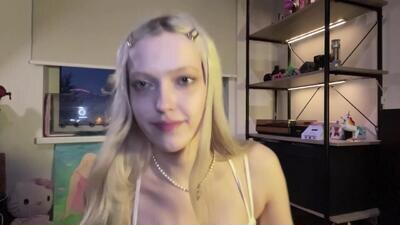 kortneyhiedeman public webcam profile photo 2