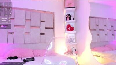 kristel_s_ public webcam profile photo 5
