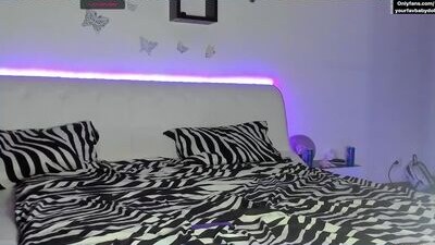 kristhedoll public webcam profile photo 7