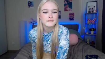 kristin_kiss public webcam profile photo 2