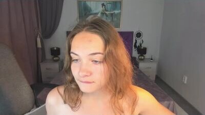 kristinalevis public webcam profile photo 5