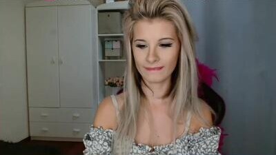 kristineamore public webcam profile photo 6