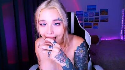 kylieblaze public webcam profile photo 3