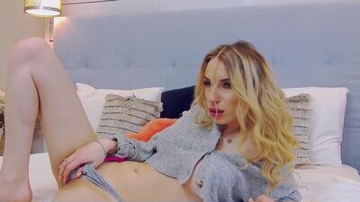 kylievondee public webcam profile photo 3