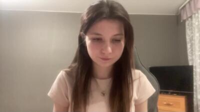 kymberlychimes public webcam profile photo 4