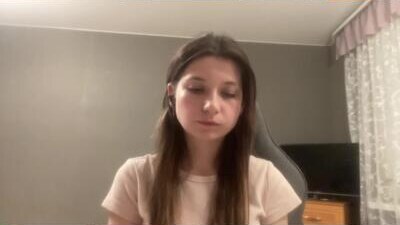 kymberlychimes public webcam profile photo 9