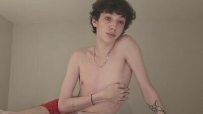 l8199 public webcam profile photo 3