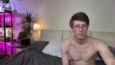 l_0l public webcam profile photo 6