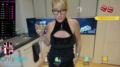 ladyamontgomery public webcam profile photo 3