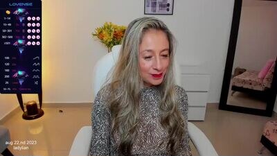 ladylian public webcam profile photo 2