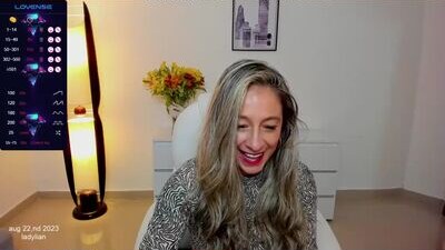 ladylian public webcam profile photo 5