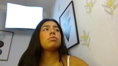 laia_white public webcam profile photo 9