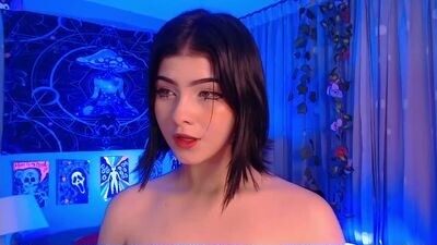lanakyutt public webcam profile photo 3
