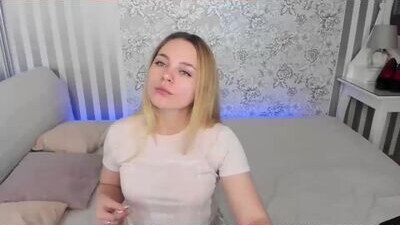 lanasator public webcam profile photo 5