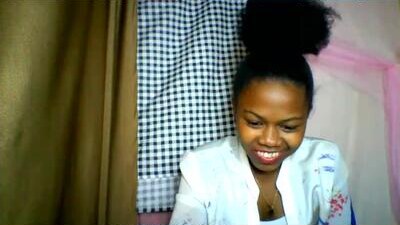 lara_belle public webcam profile photo 6