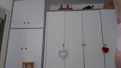 lara_c_rau public webcam profile photo 3